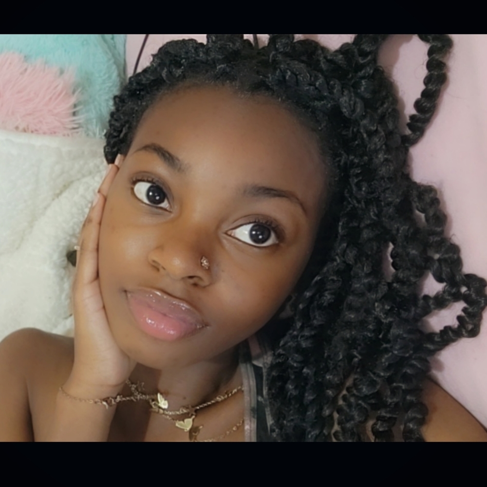 Meet your Posher, Tanaija